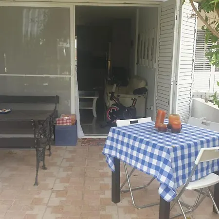 بيت للعطل Pampering Dream, A Stunning Luxury Retreat At Yialos Village *